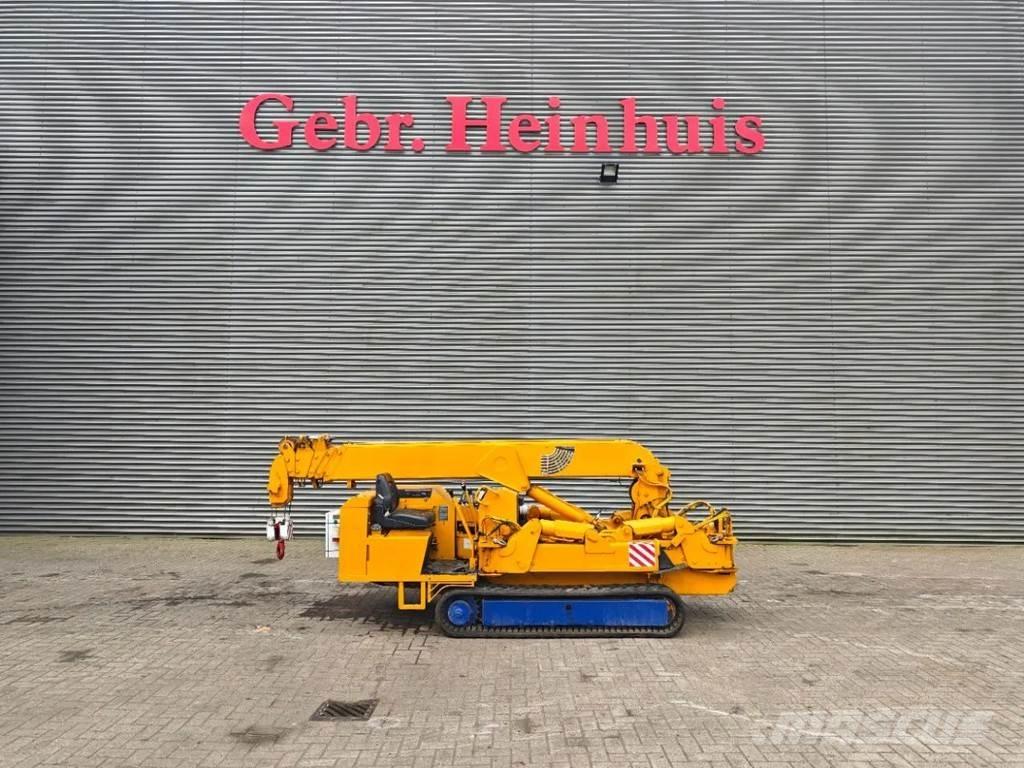 Unic URA 376 C Raupenkrane