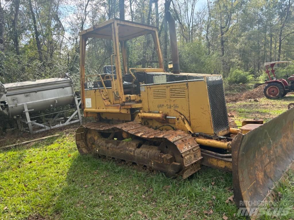 CAT D 4 C Bulldozer