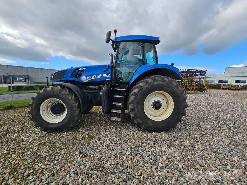 New Holland T 8.300 Traktoren