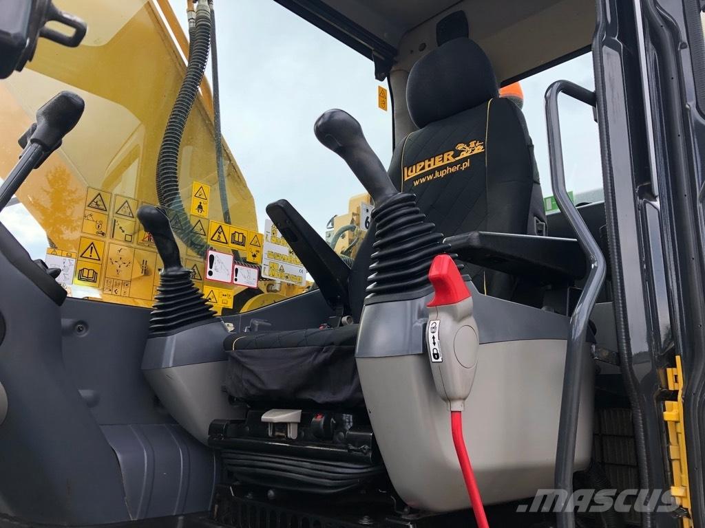 Komatsu PC210LC-11 Raupenbagger