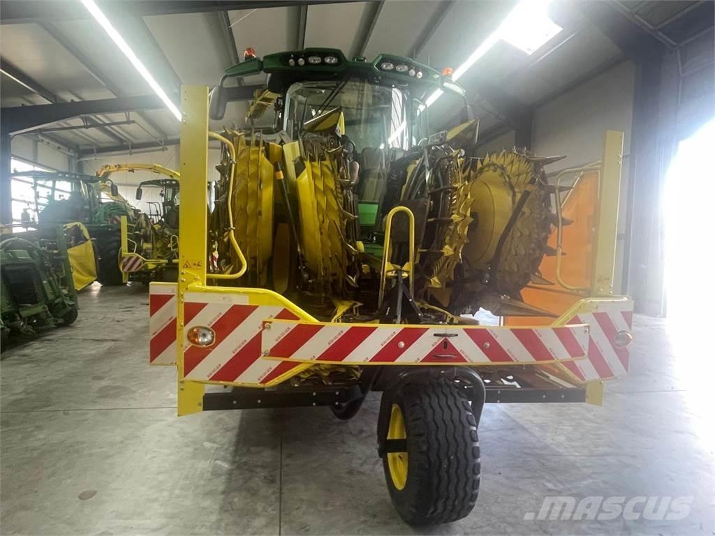 John Deere 9500 i Selbstfahrende Häcksler