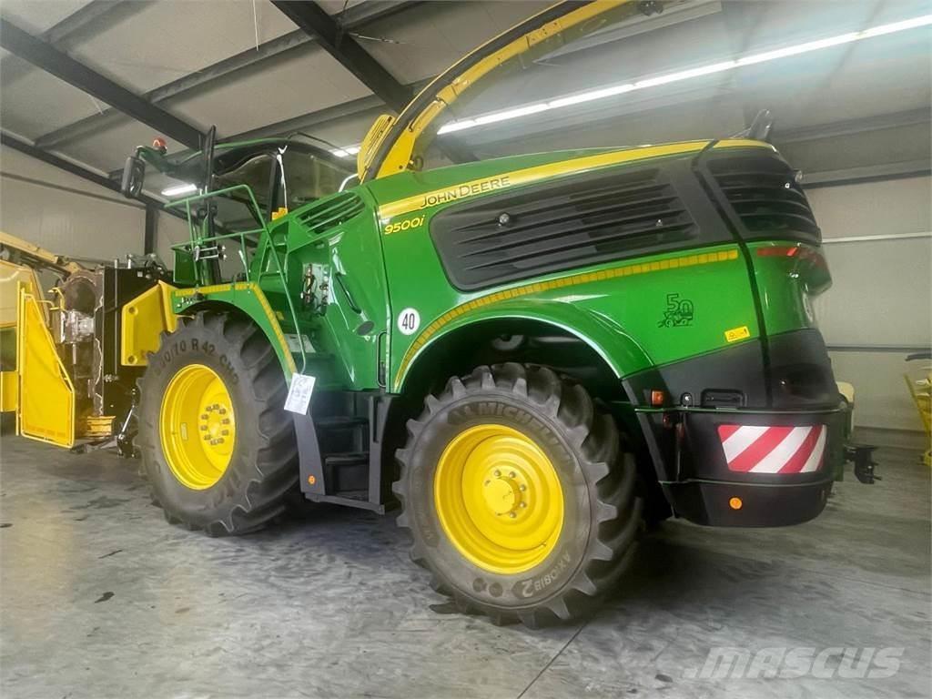 John Deere 9500 i Selbstfahrende Häcksler