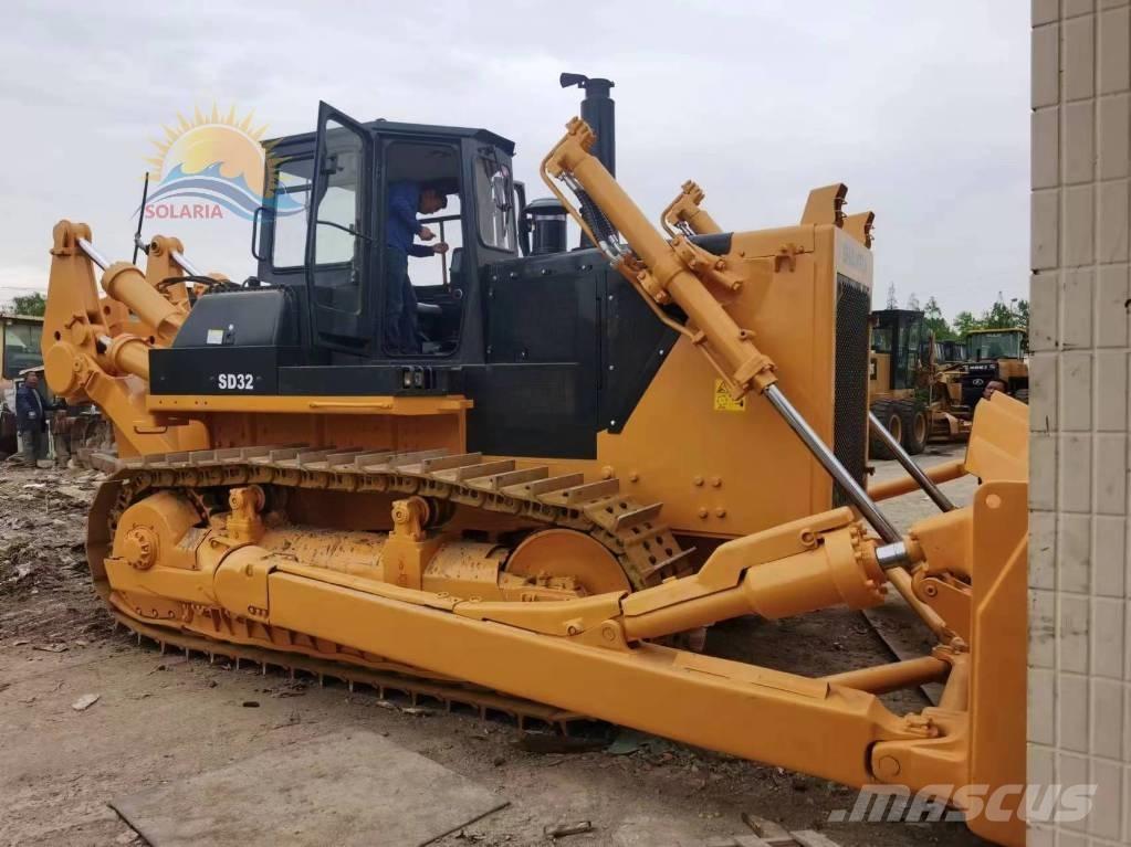 Shantui SD 32 Bulldozer
