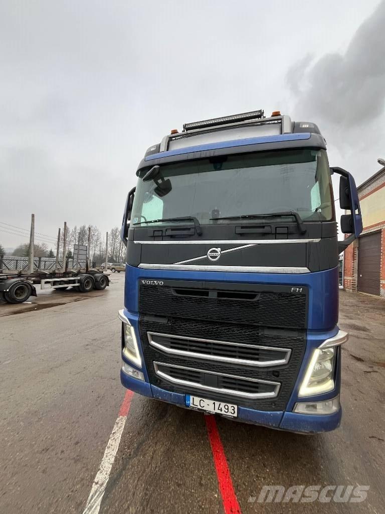 Volvo FH Holzfahrzeuge