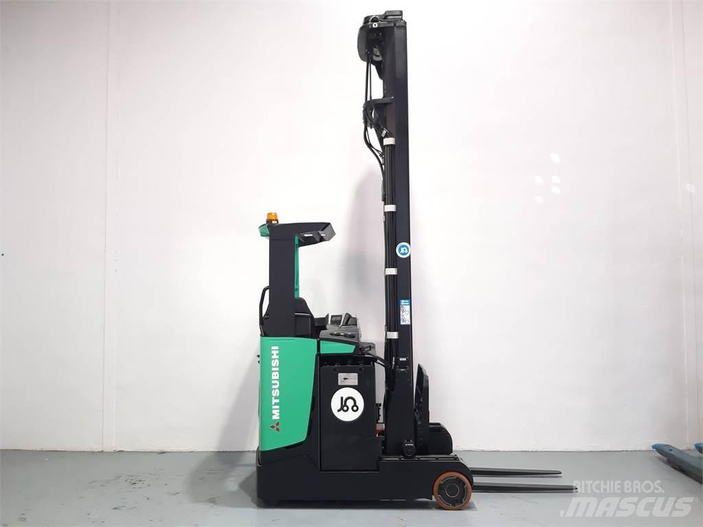 Mitsubishi RB16NH Schubmaststapler
