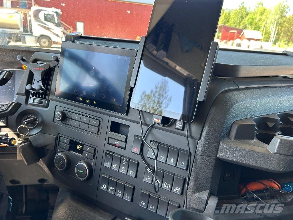 Volvo FH 540 8x4 Abrollkipper