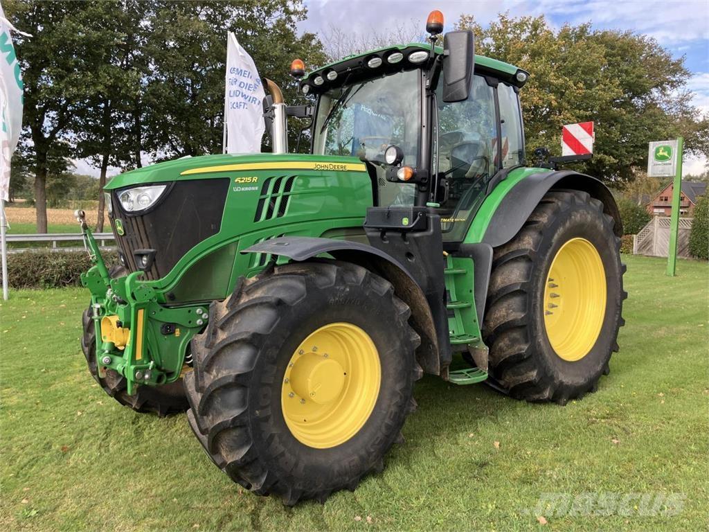 John Deere 6215R Traktoren
