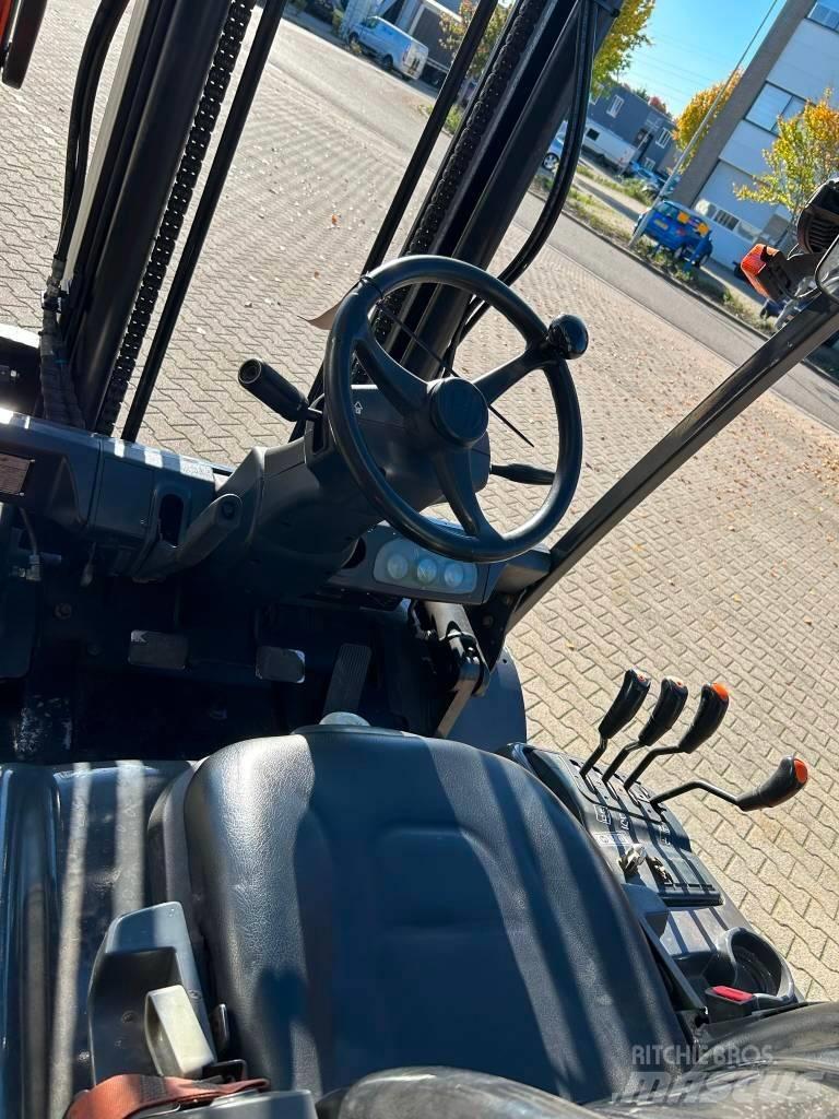 Doosan D50C-5 Diesel Stapler