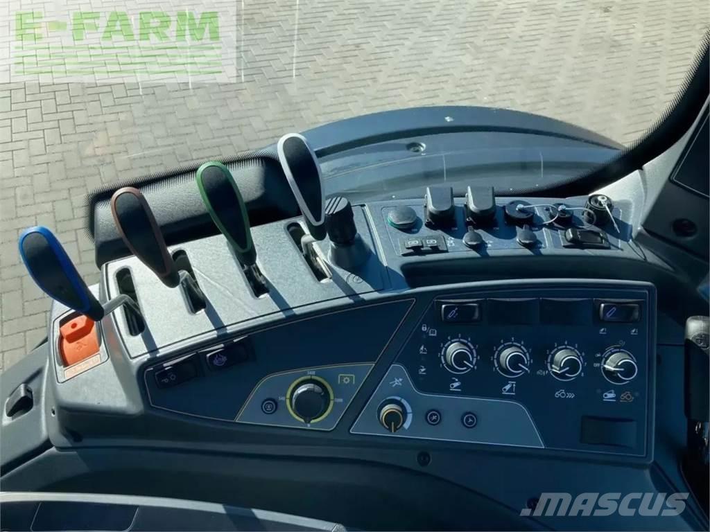 Valtra n 155ea Traktoren