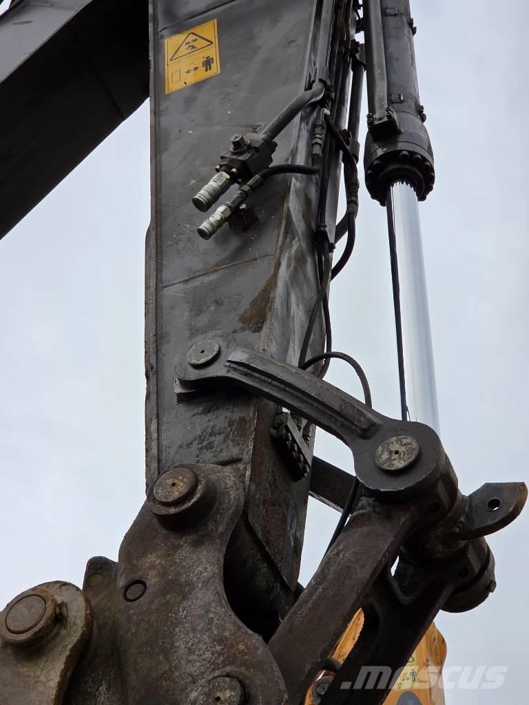 Volvo EC220EL Raupenbagger