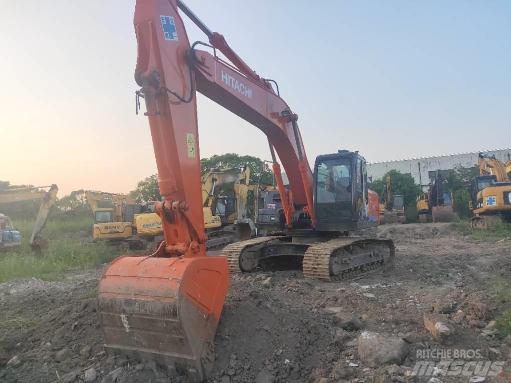 Hitachi ZX 210 Raupenbagger