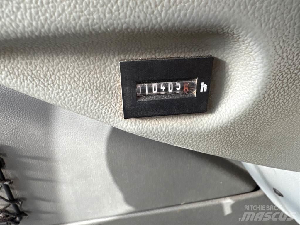 Liebherr LH 30 C Materialumschlag