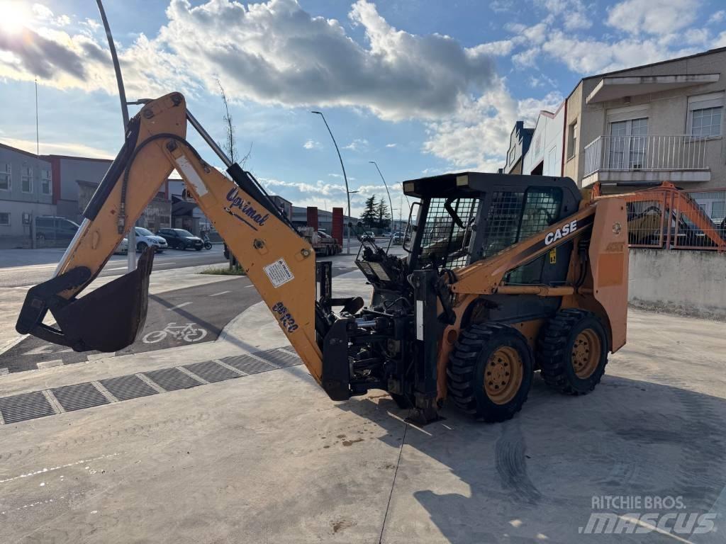 CASE 40 XT Kompaktlader
