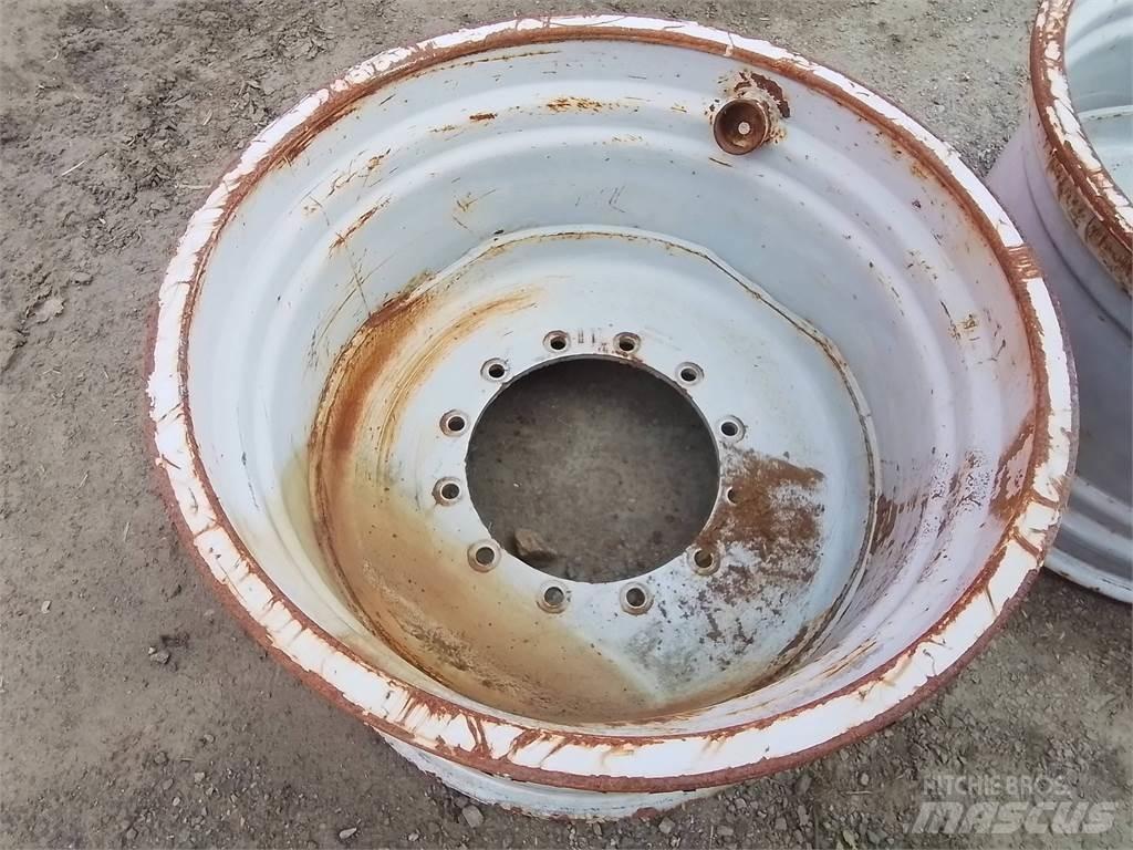Valmet 911 20x34 Reifen