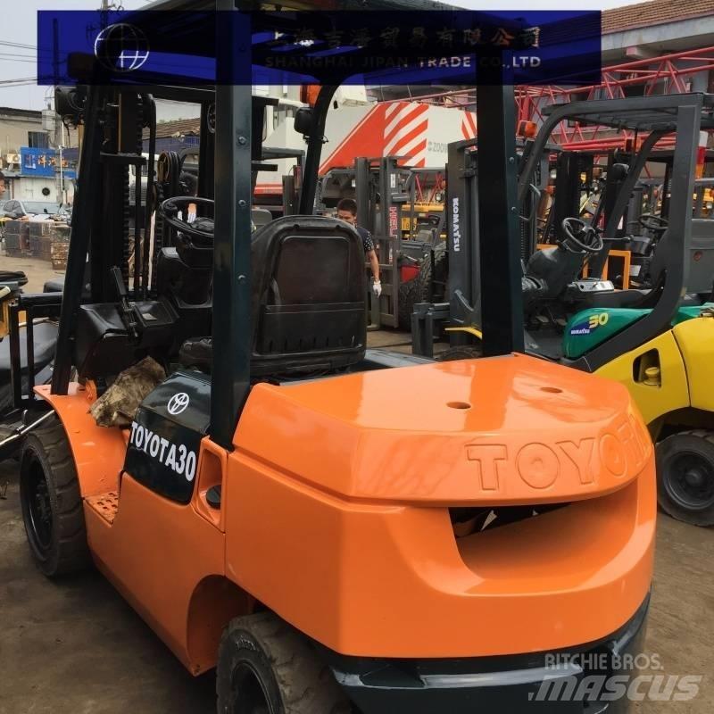 Toyota 7F Diesel Stapler