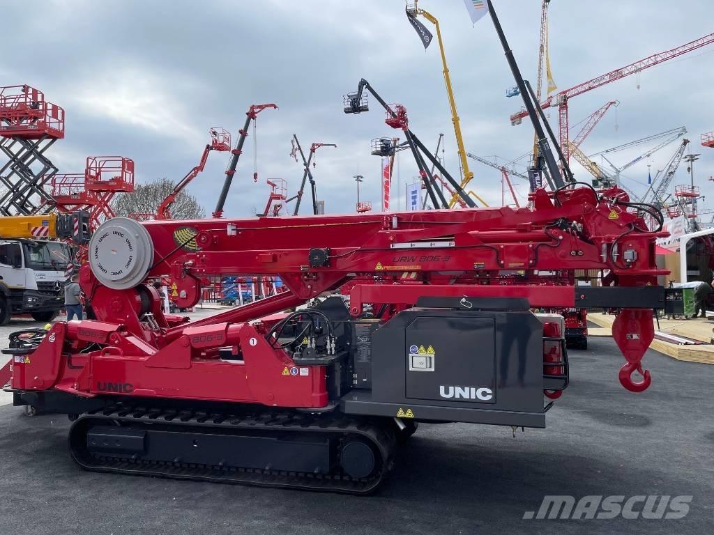 Unic URW-806-3 Minikrane