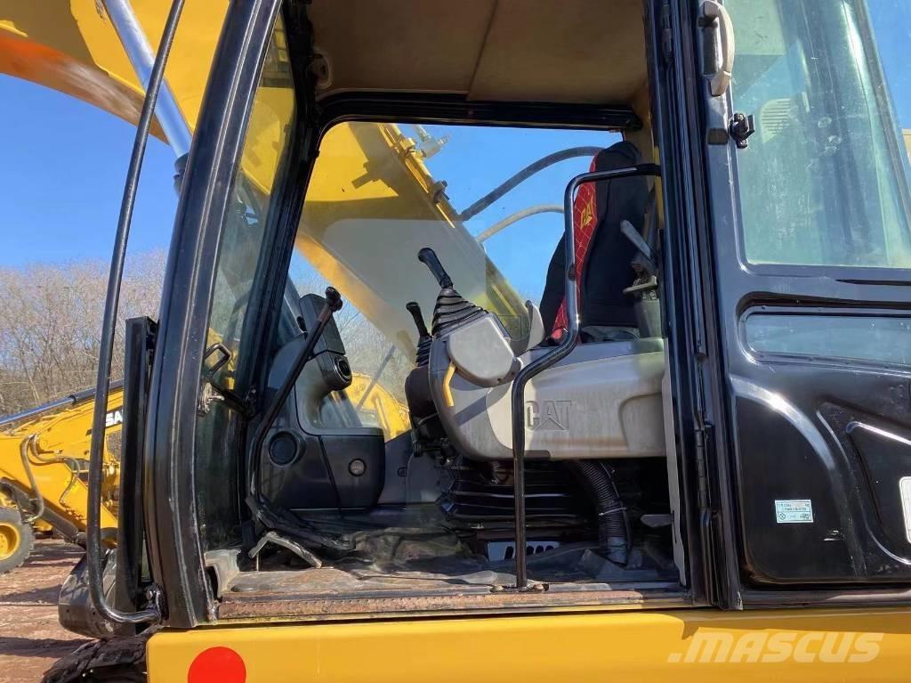 CAT 325D Raupenbagger