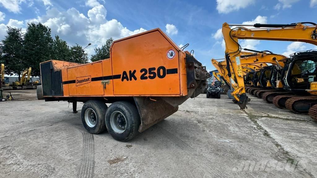Doppstadt AK 250 Schredder