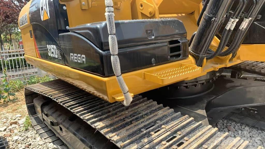 CAT 325 D Raupenbagger