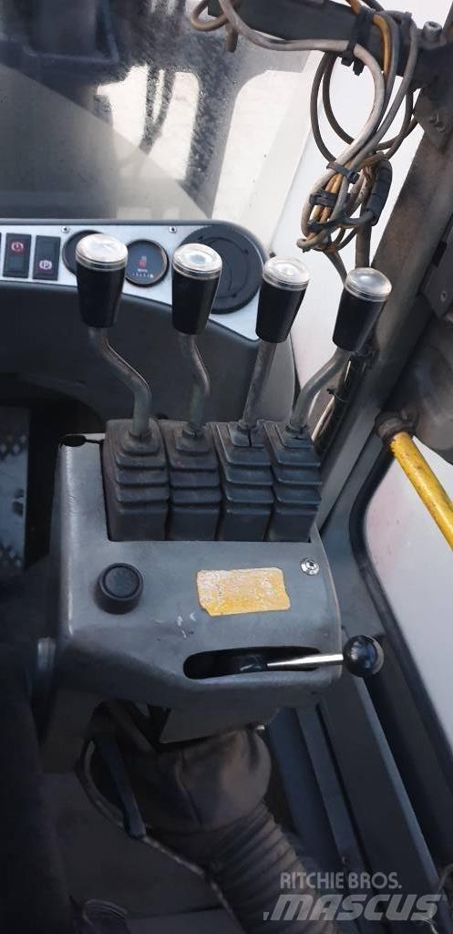 Kalmar DCD 80-9 Diesel Stapler