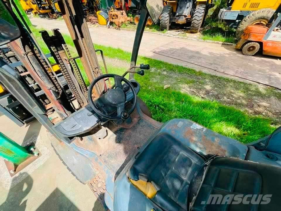 Toyota FD30-8 Andere Gabelstapler