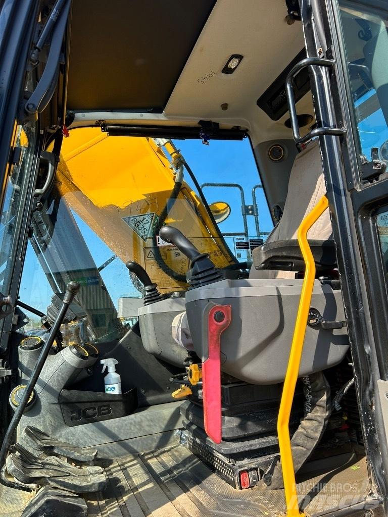 JCB 220X L Raupenbagger