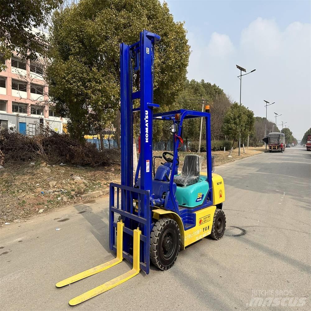 Komatsu FD30-14 Diesel Stapler