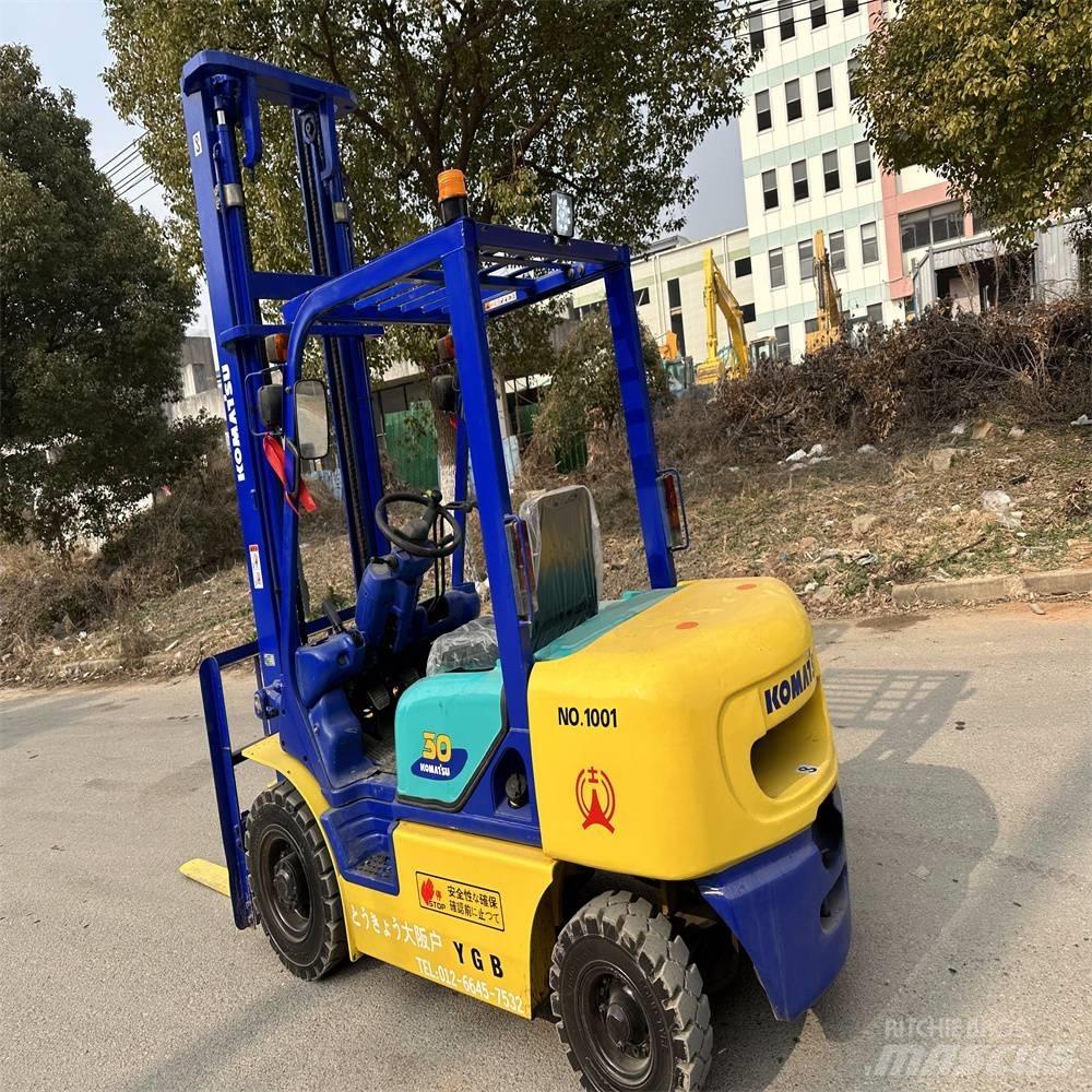 Komatsu FD30-14 Diesel Stapler