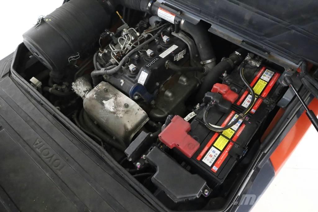 Toyota 40-8 FD45 N Diesel Stapler