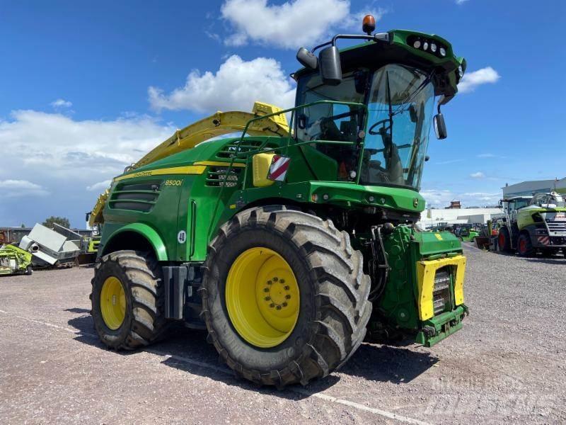 John Deere 8500i Selbstfahrende Häcksler
