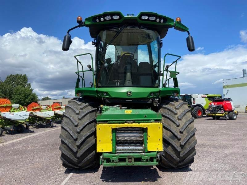 John Deere 8500i Selbstfahrende Häcksler