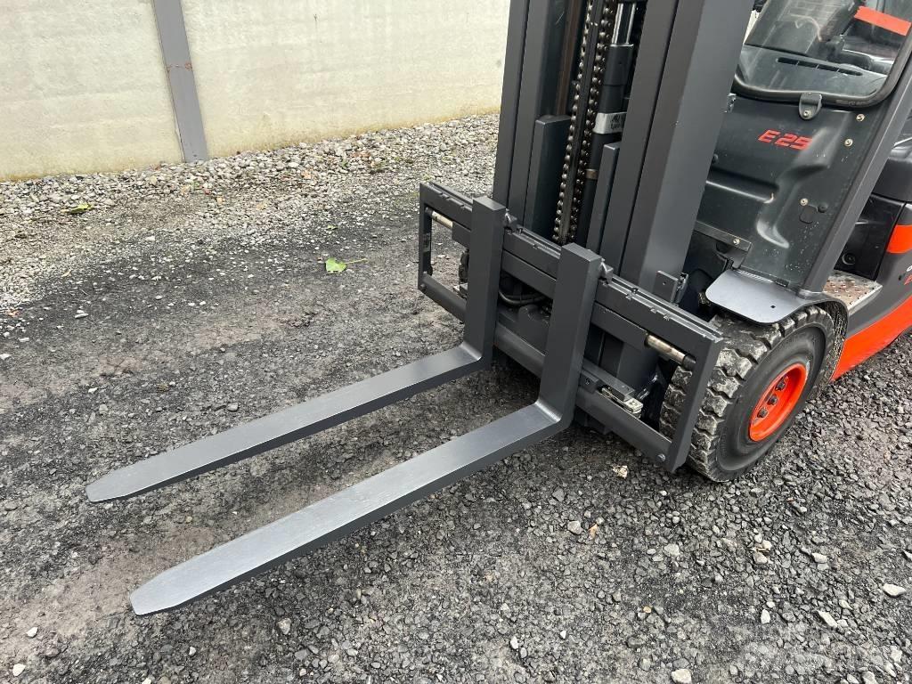 Linde E25-01 Elektro Stapler