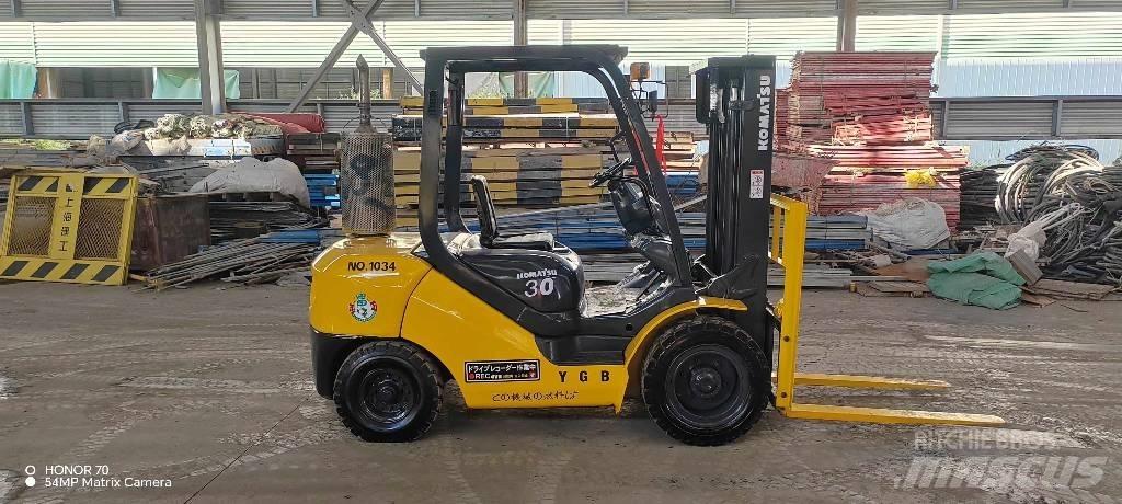 Komatsu FD 30 T-14 Diesel Stapler