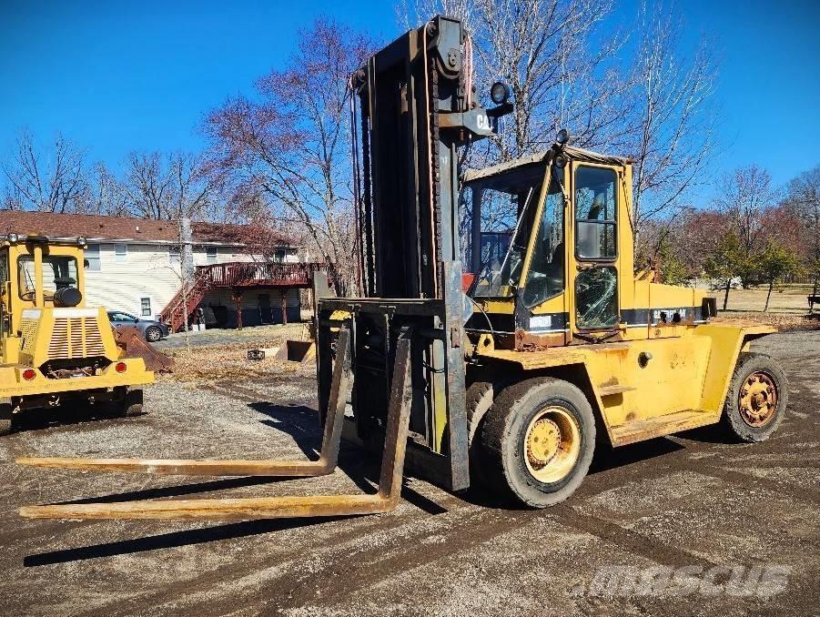 CAT V 330 C Containerstapler