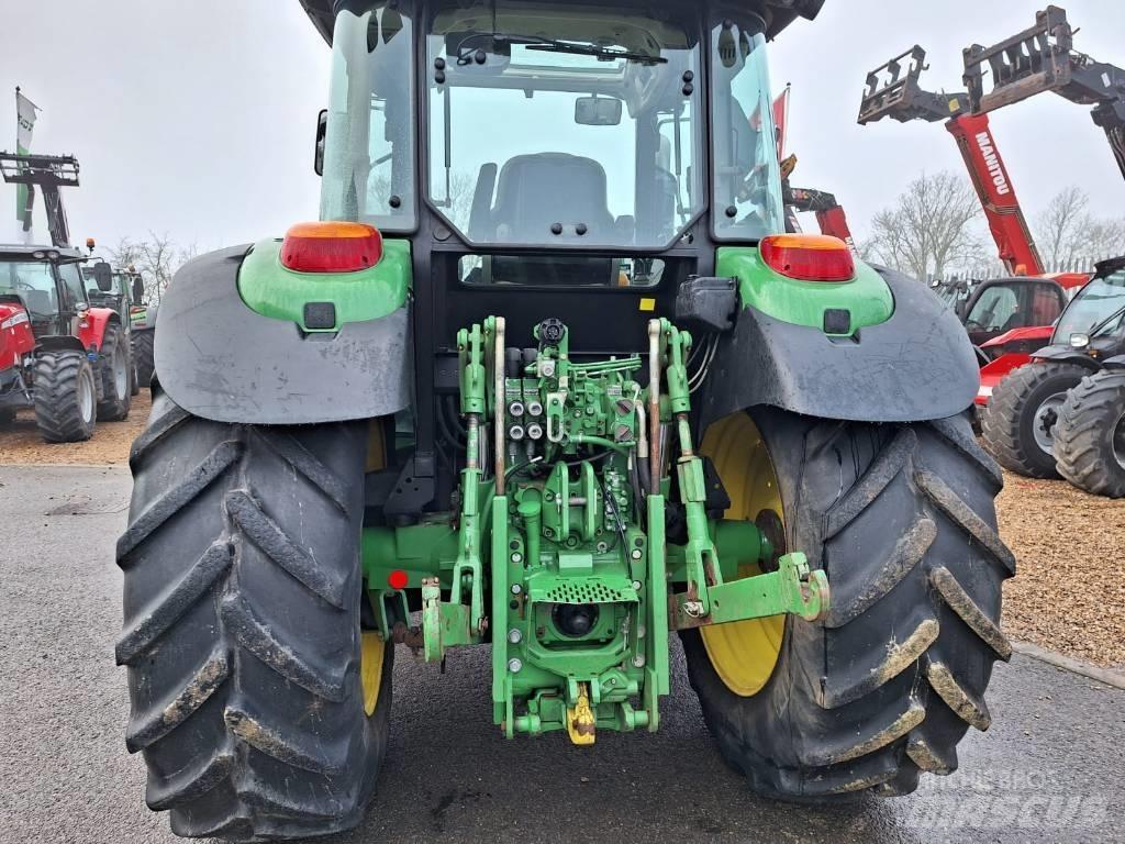 John Deere 6110 MC Traktoren