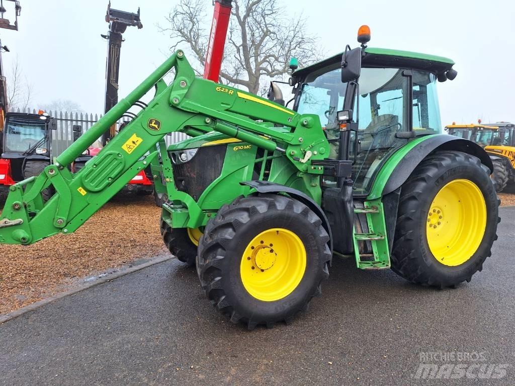 John Deere 6110 MC Traktoren