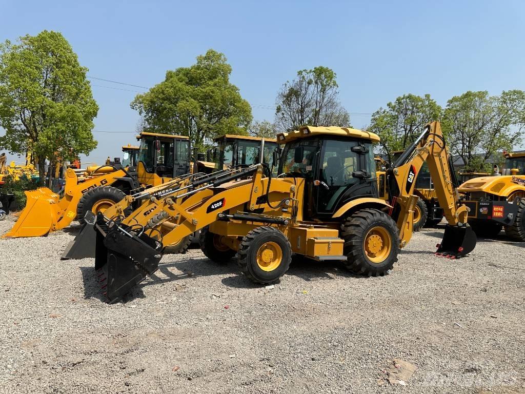 CAT 420F Baggerlader