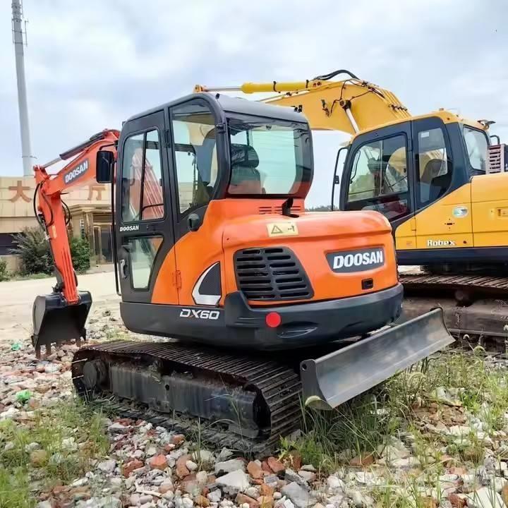 Doosan DX 60 Minibagger < 7t