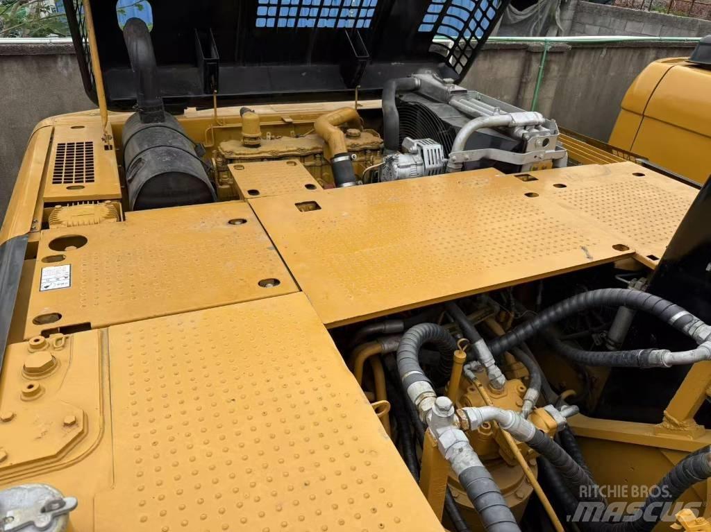 CAT 330 D L Raupenbagger