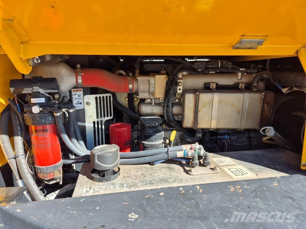 JCB 6 TST Minidumper