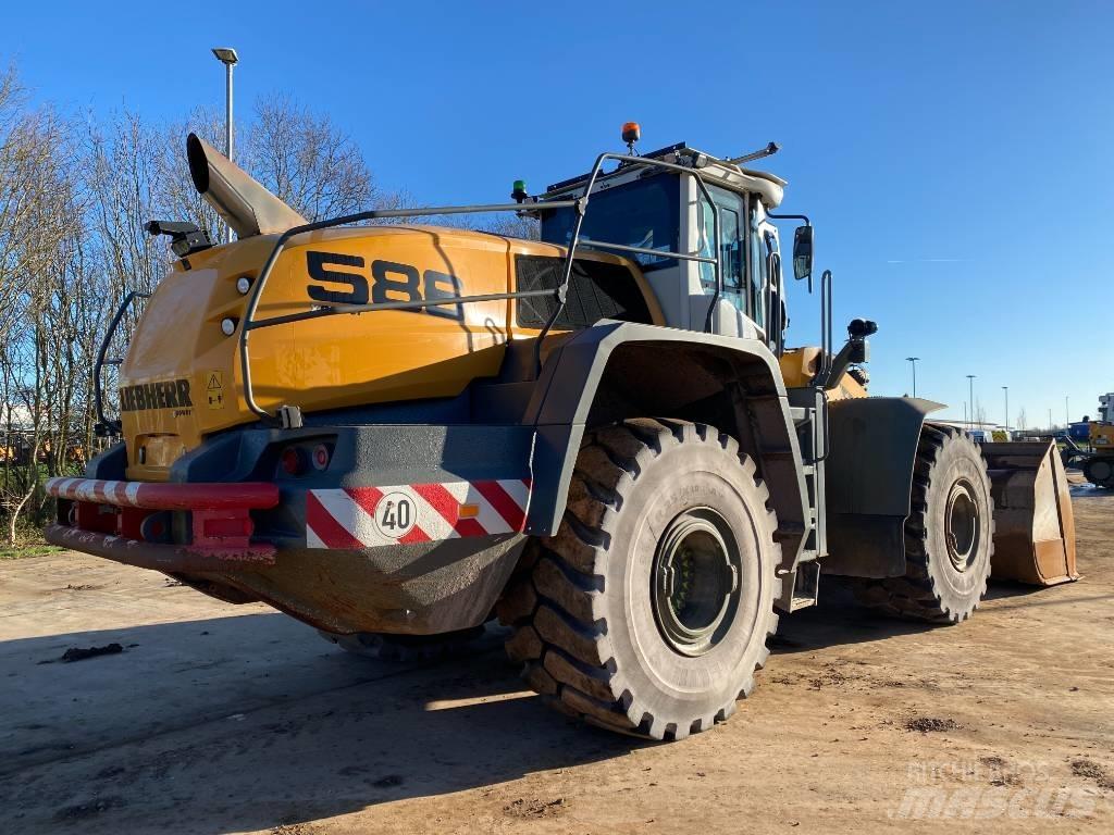 Liebherr L 586 Radlader