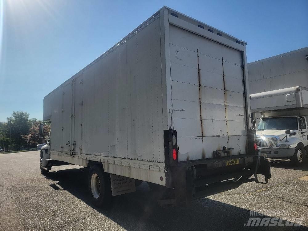 International 4300 Kastenaufbau