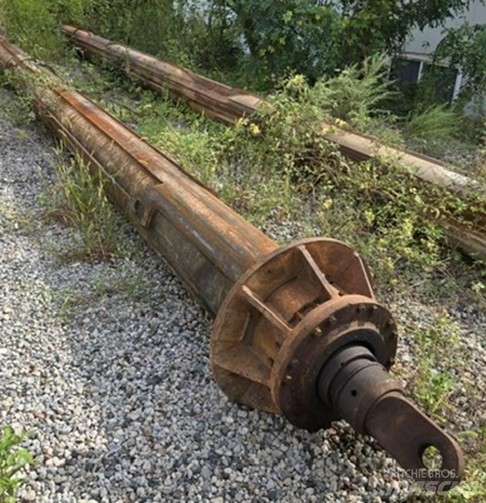 Bauer BG28H Schwere Bohrgeräte