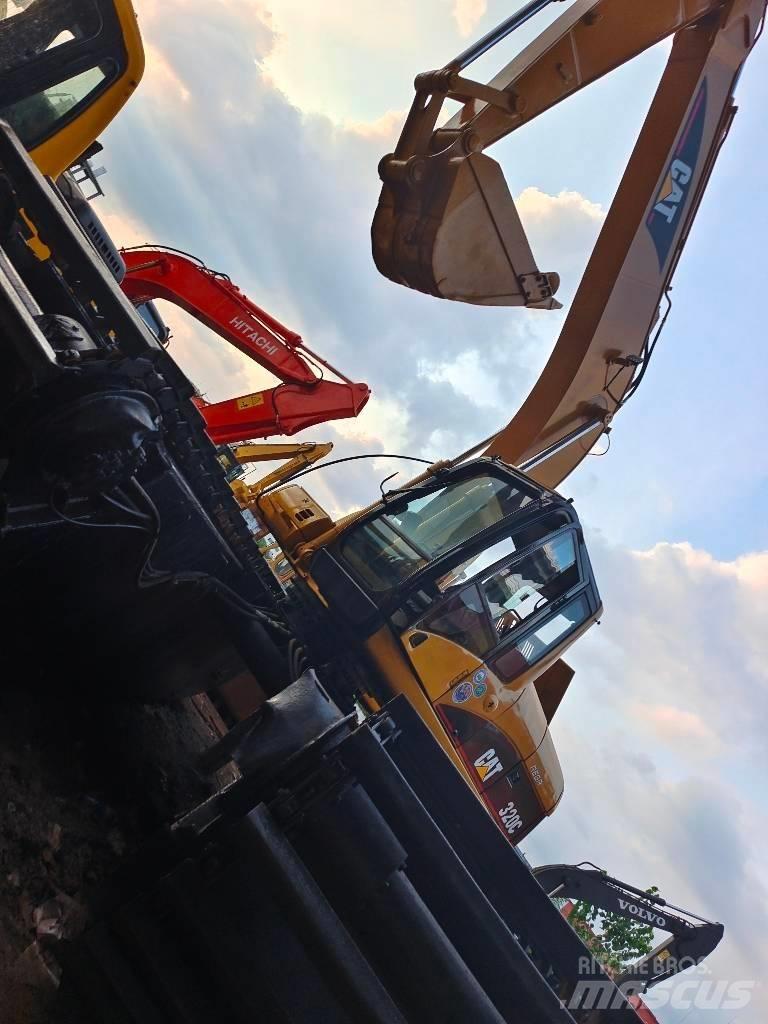 CAT 320 C Amphibienbagger