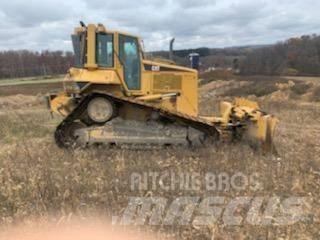 CAT D6N Bulldozer