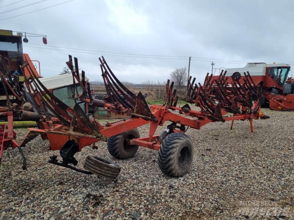 Kuhn Manager 6 Wendepflüge