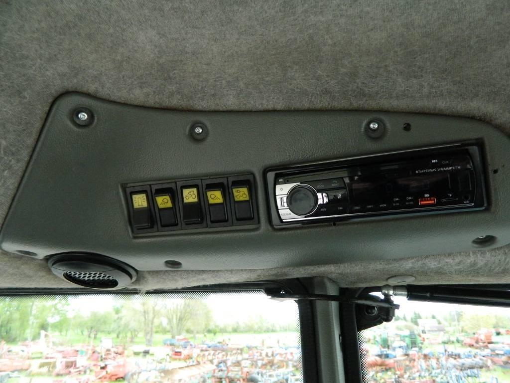 Valtra C 130 Traktoren