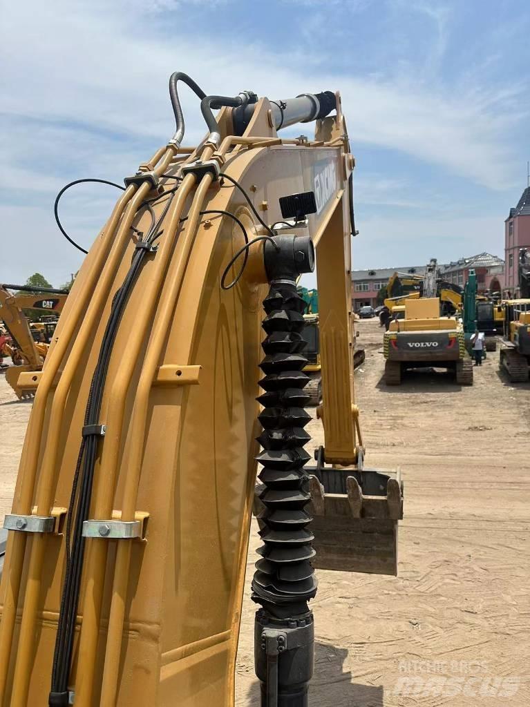 XCMG XE 215 DA Raupenbagger