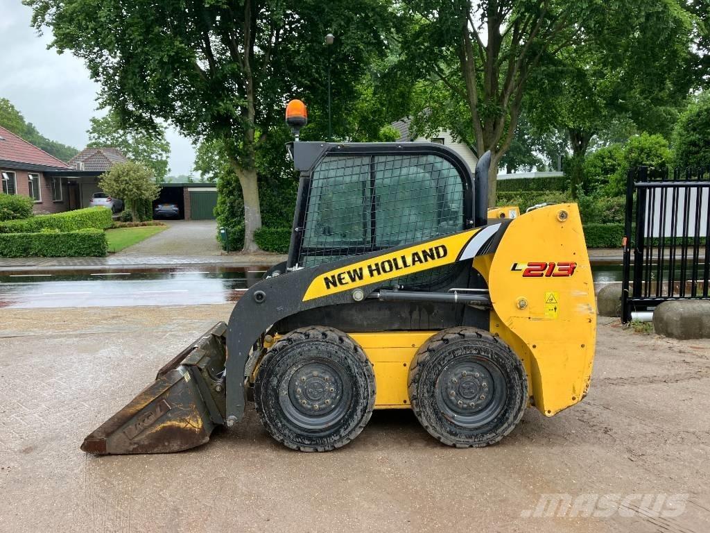New Holland L 213 Kompaktlader