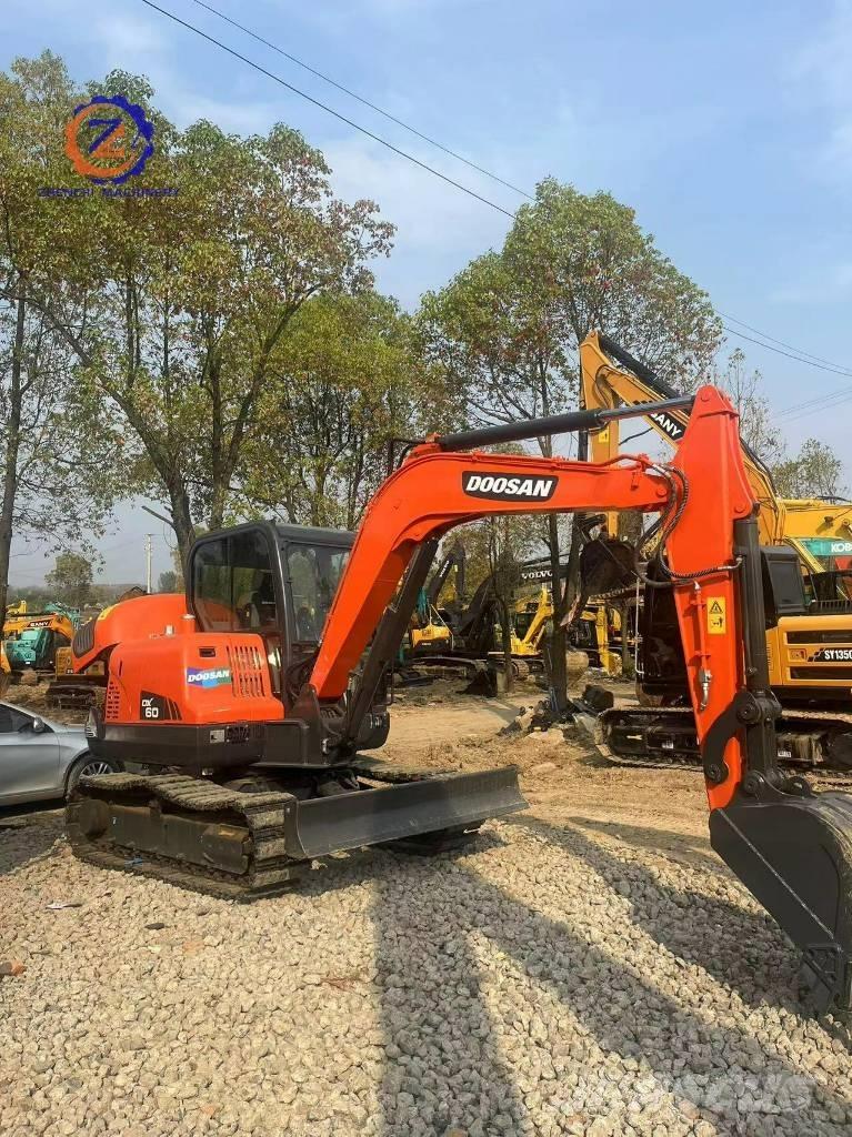 Doosan DX 60 Minibagger < 7t